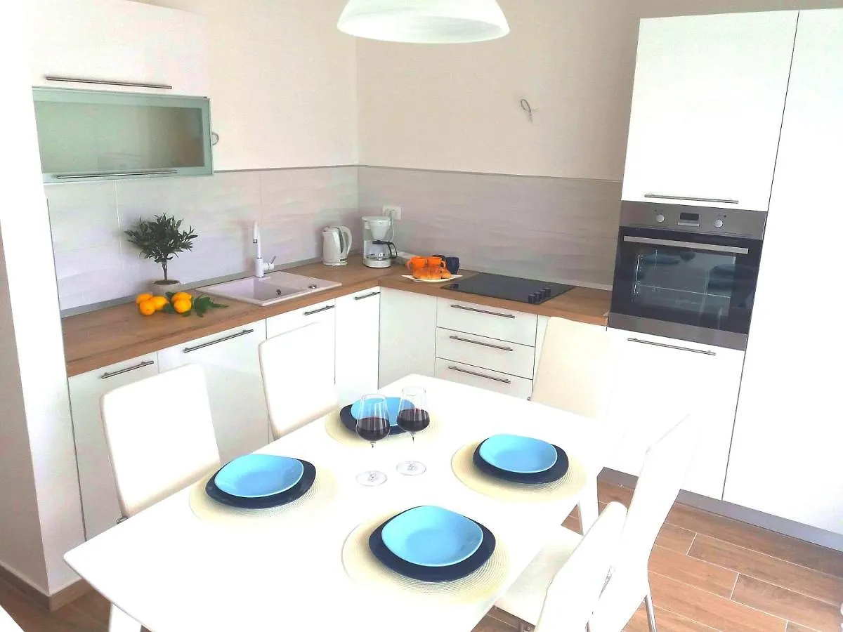 Apartamento Ana I Ljubo Sukošan
